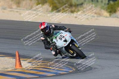 media/Dec-18-2022-SoCal Trackdays (Sun) [[8099a50955]]/Turn 10 (140pm)/